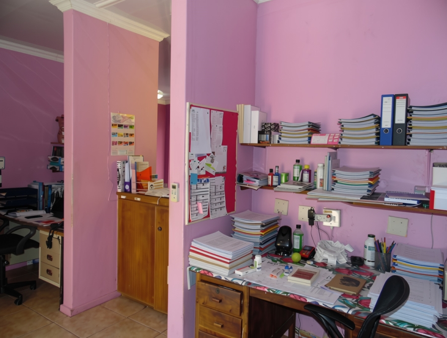 5 Bedroom Property for Sale in Doorn Free State